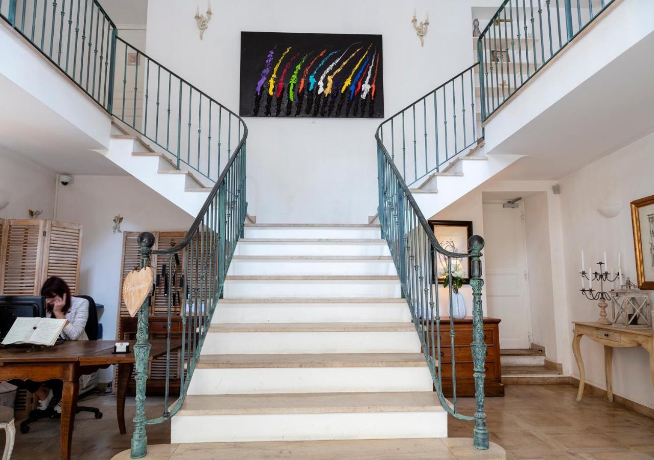 Le Moulin De Valaurie Hotel Екстериор снимка